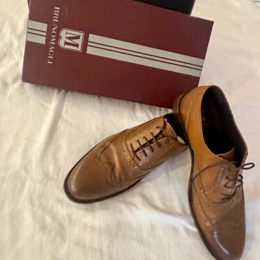 Bruno Magli Tan Oxfords